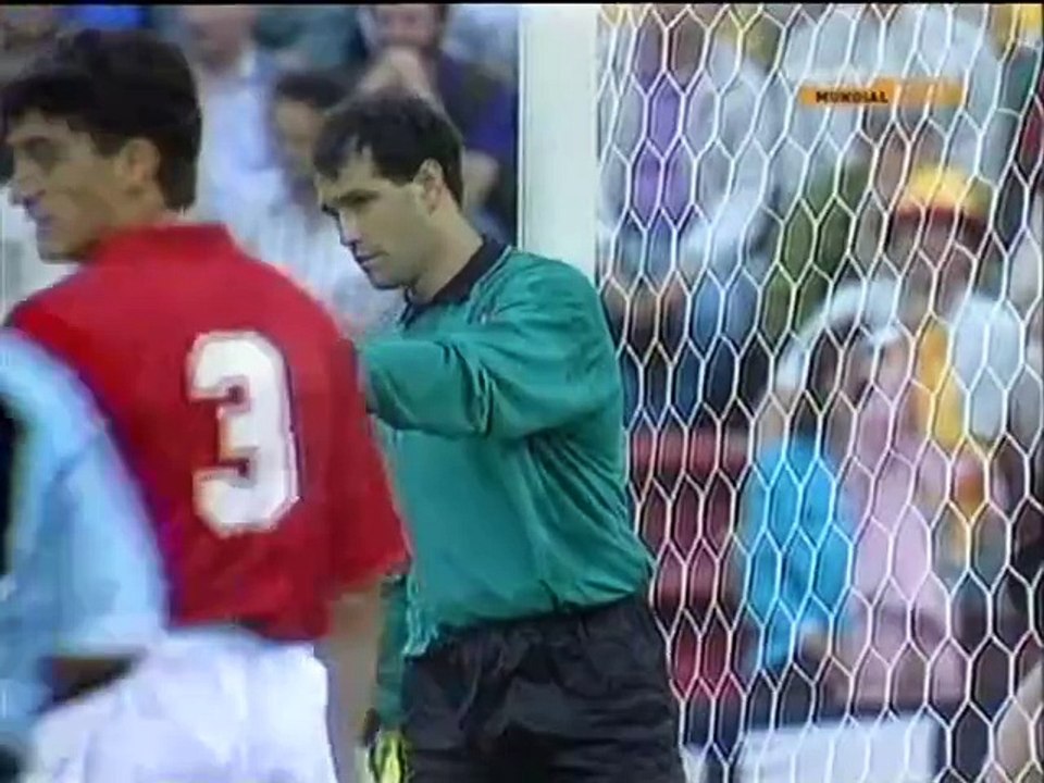 Uruguay v Spain Group E 13-06-1990
