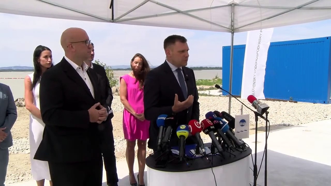 ZÁZNAM: T.Taraba: O čistenie a prehlbovanie Dunaja sa bude štát starať vo vlastnej réžii