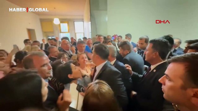 TBMM'de sokak hayvanları yasası gerginliği: Ortalık savaş alanına döndü