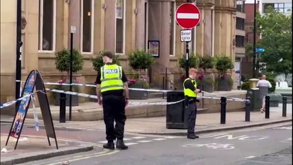 Police place cordon close to Wetherspoons in Sheffield city centre