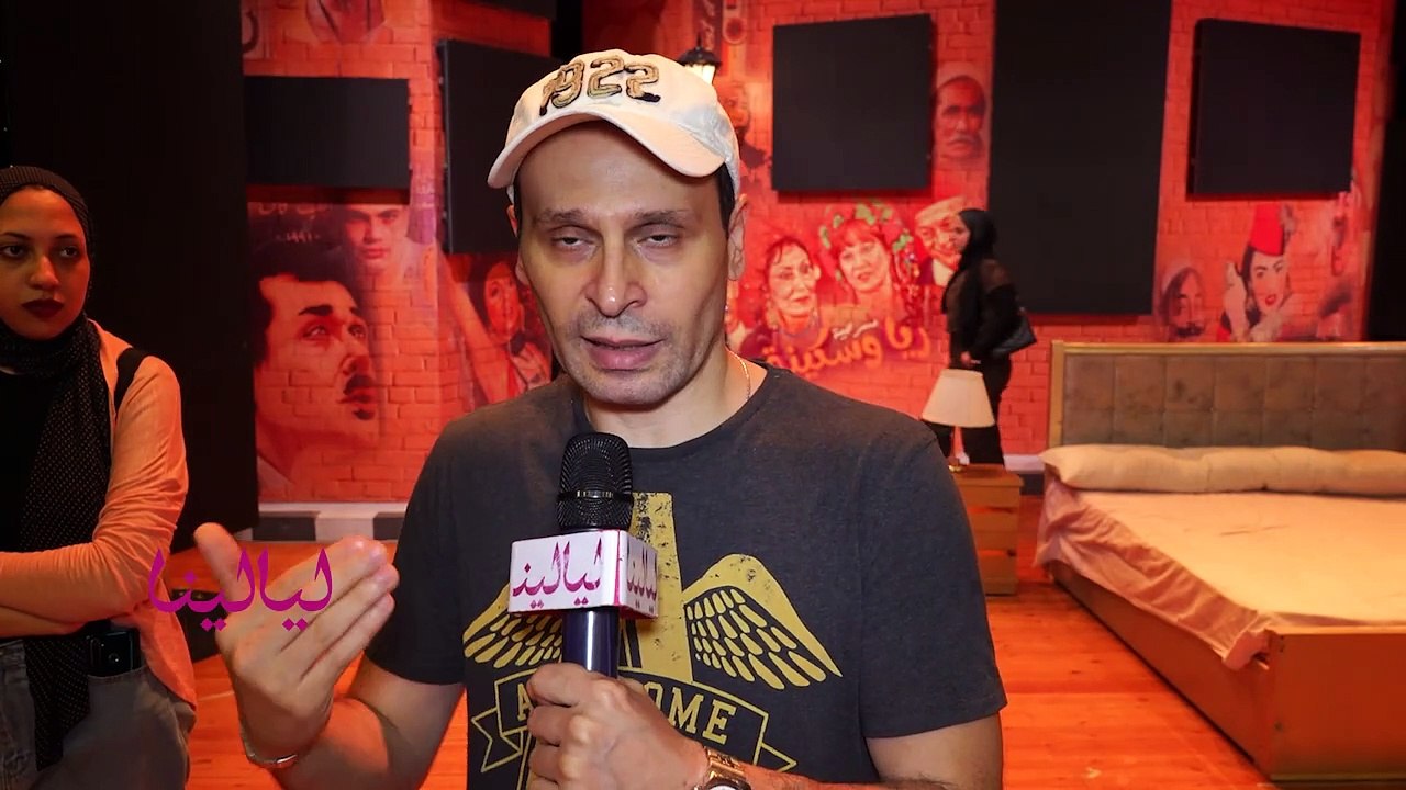 محمود العزازي : دور عبدالحليم حافظ في سمير وشهير وبهير رغم النجاح اللي حصل في الشارع لكن كان له مردود سلبي عليا كممثل ولكن الفيديو اللي انتشر ليا من العرض بيأكد إني اقدر اعمل عبدالحليم وعادل إمام.