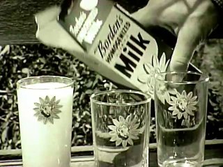1960 Borden's milk TV commercial - Peter Graves William Fawcett football game
