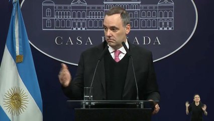 Adorni dijo que se enteró "por las redes" de los dichos de Teddy Karagozian