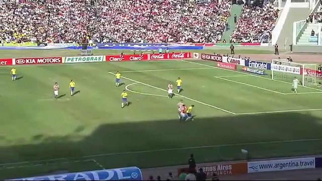 COPA 2011 - Brazil vs Paraguay - 1.Half