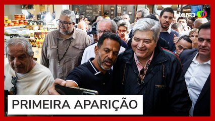 Datena faz 1º dia de campanha pelas ruas de SP: 'Não vou segurar criança no colo'