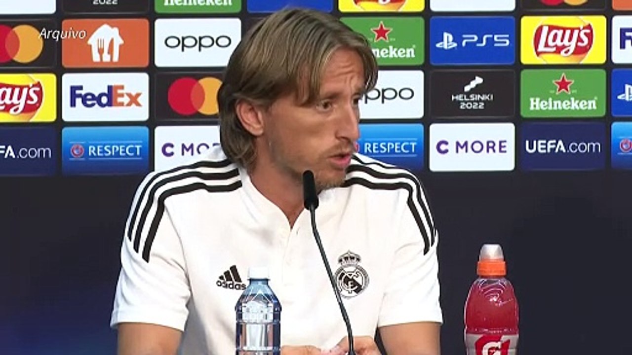 Real Madrid renova contrato por um ano com Luka Modric