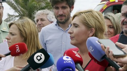Realizan catas en la arena para comprobar que no hay residuos en las playas de Valencia