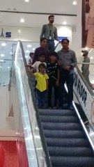 Shoping on mall lyalpor gulria