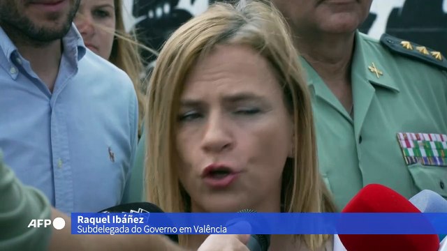 Derramamento de óleo atinge praias na Espanha