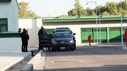 Jogadores de rúgbi franceses acusados de estupro na Argentina vão para prisão domiciliar