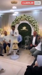 Kadir Ezildi, sır gibi sakladığı sevgilisiyle sözlendi