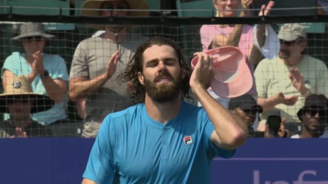 Newport - Après avoir sorti Lestienne, Opelka s...