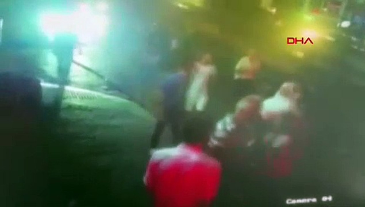 İstanbul'da kanlı kavga: Kardeşini dövenlere ateş etti