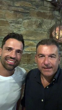 Λιάγκας-Αργυρός: Συνάντηση κορυφής στην Τήνο - «Δεν χωράει δυο ωραίους το νησί να γυρίσεις πίσω!»