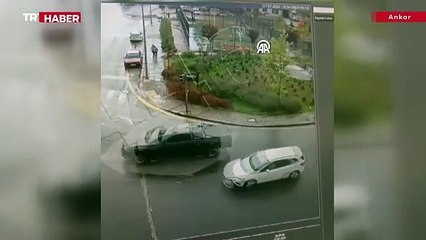Ankara'da EGO otobüsünün devrildiği anın görüntülerine ulaşıldı