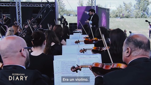Fuad Ibrahimov: il maestro dietro il successo dell'Orchestra Sinfonica di Stato dell'Azerbaigian