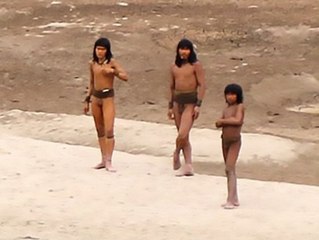 Mitglieder des größten unkontaktierten Stammes der Welt gesichtet