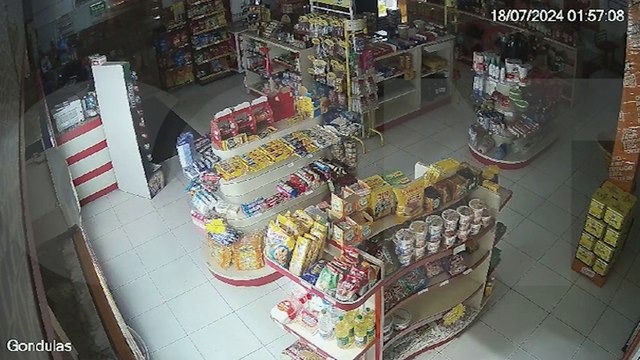 Câmera registra ação de assaltantes em posto de combustíveis de Cascavel