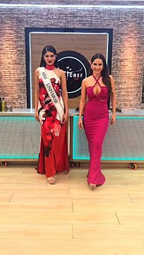 ¡La Miss Universo 2023, Sheynnis Palacios le da una clase de pasarela a Carmen Villalobos!