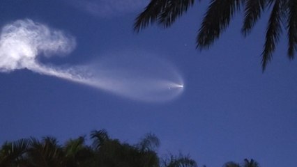 Family's hilarious commentary while witnessing a rocket launch from their home