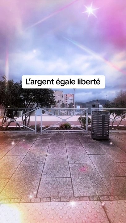 L’argent égale #liberté et liberté égale #bonheur
