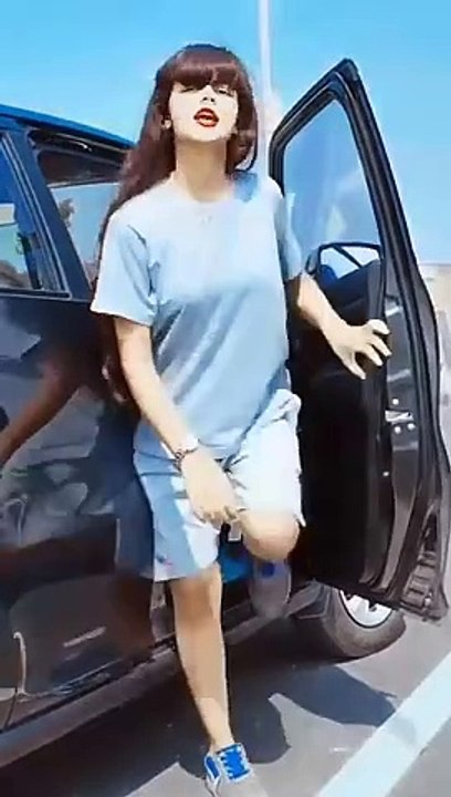 aishwaryatiwari shorts (1)