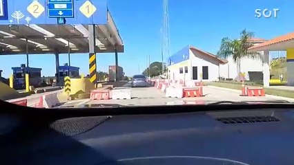 Após 15 km de fuga, PRF recupera automóvel roubado na BR-277 no Paraná