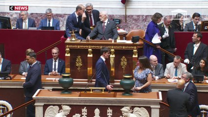 Des députés refusent de serrer la main à leur homologue du Rassemblement national