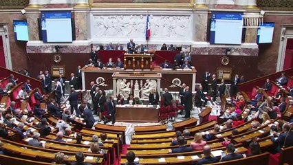 1ère séance : Ouverture de la XVIIe législature ; Installation du Bureau d'âge ; Allocution du Doyen d'âge ; Élection du Président de l'Assemblée nationale ; Allocution du Président - Jeudi 18 juillet 2024