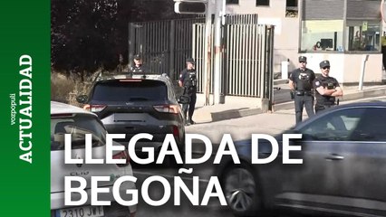 Llegada de Begoña Gómez en coche a los juzgados