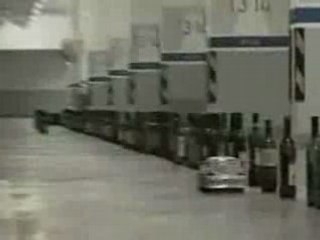 Voiture-radiocommande-musique-mario-bouteille