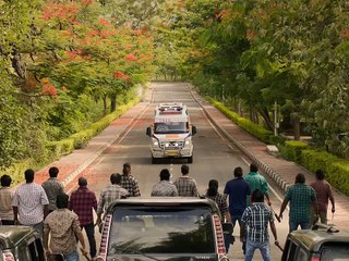 Sidha Jana hi Behtar rahega