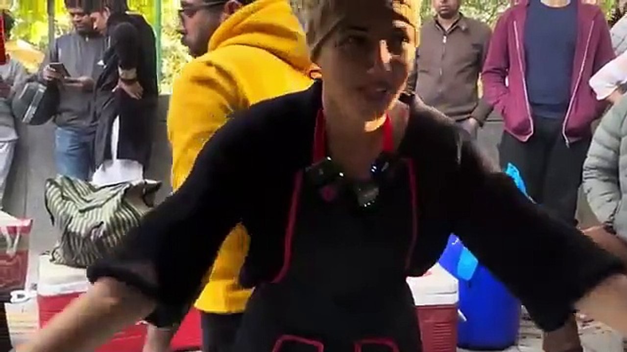 FUNNY ROASTED VIDEO BY CARRYMINATI