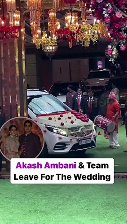 Akash Ambani with his wife leaves for Anant Radhika's Wedding Ceremony ✨   #AnantRadhikaCelebration #ARWeddingCelebrations #AnantRadhikaWedding #anantandradhika #anantambaniwedding #anantwedsradhika #AnantRadhika #radhikamerchant #anantambaniradhikamercha
