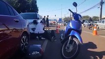 Motociclista fica ferida após se envolver em acidente na Rua Cuiabá