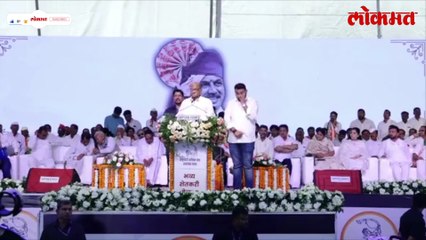 निलेश लंकेंचं कौतुक, विखेंना टोला... शरद पवार हसून, हातवारे करून बोलले...