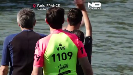 Paris Belediye Başkanı Anne Hidalgo Seine Nehri'nde yüzdü