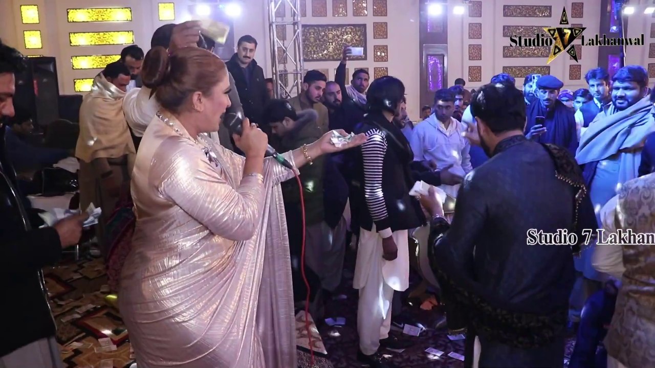 Zara Thora Jina Piche Piche Hat Sajna | Naseebo Lal | Punjabi Songs | Mujra