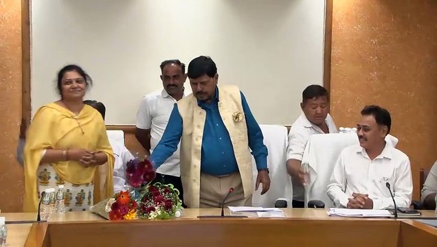 AHMEDABAD CENTRAL SOCIAL JUSTICE AND EMPOWERMENT SCHEMES REVIEW MEETING BY RAMDAS ATHAWALE