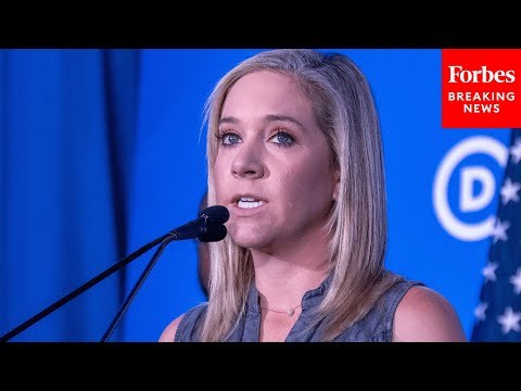 Texas Woman Shares 'Near-Death' Experience Being Denied An Abortion, Denounces 'Barbaric' GOP Policy