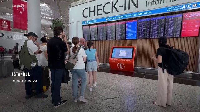 Microsoft IT Outage Disrupts Flights, Banks, Media Outlets, and Companies Worldwide