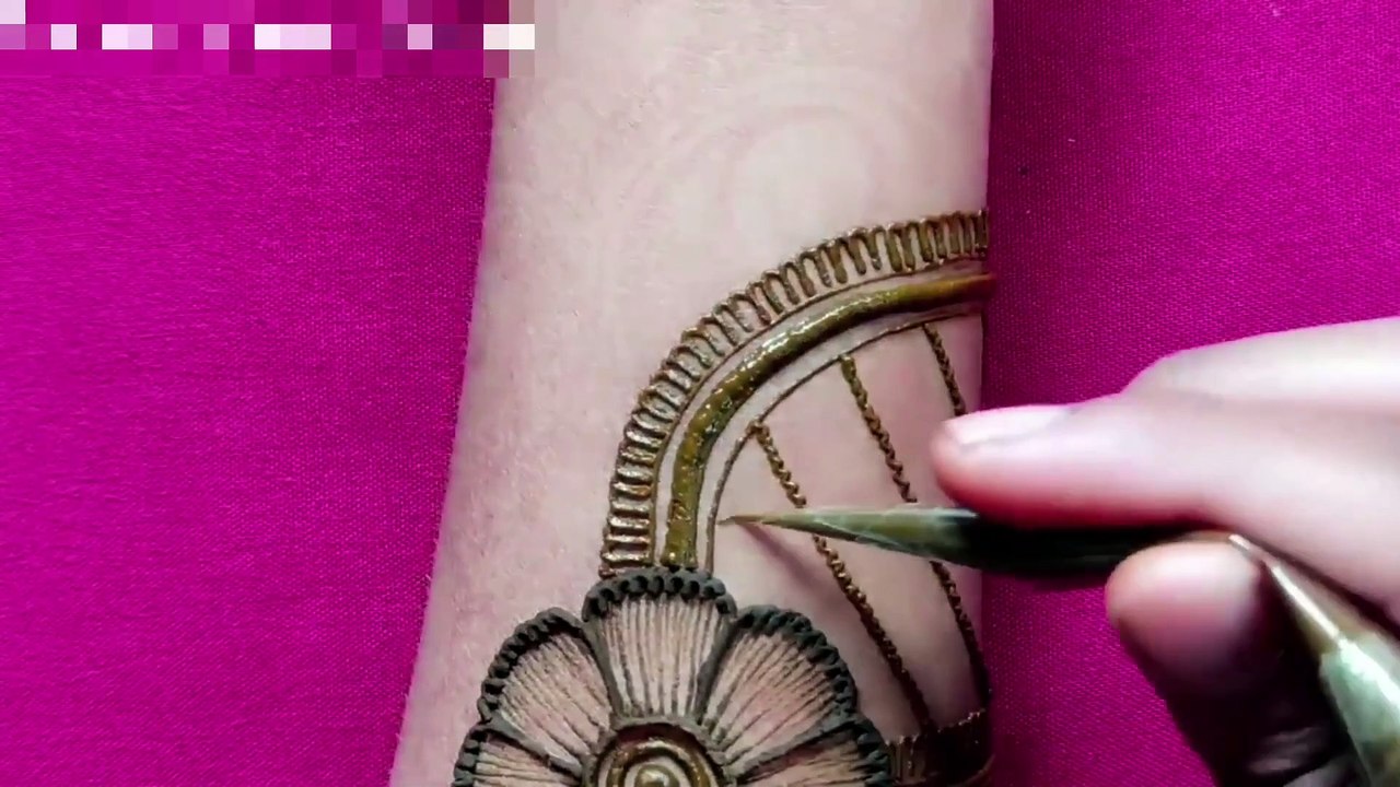 simple mehndi designs for hands