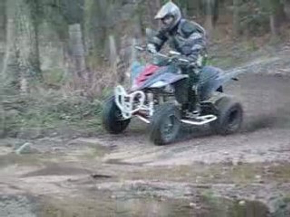 Quad Cédric petit passage sympa