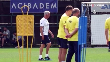 Samet Akaydın Fenerbahçe'ye döndü