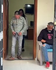 Doctora hizo esto para ayudarle a revivir su pajarito