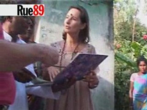 Ségolène Royal visite un village du Tamil Nadu