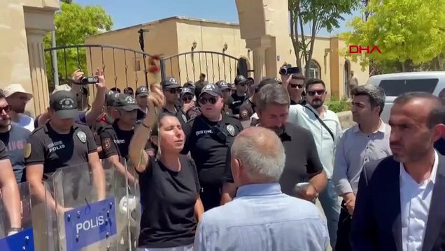 Şanlıurfa'da Suruç anmasına polis barikatı: Saldırıda hayatını kaybedenlerin mezarları başında anılmasına izin verilmedi