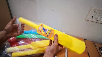 Unboxing and Review of plastic bat small size with rubber grip on handle for kids gift