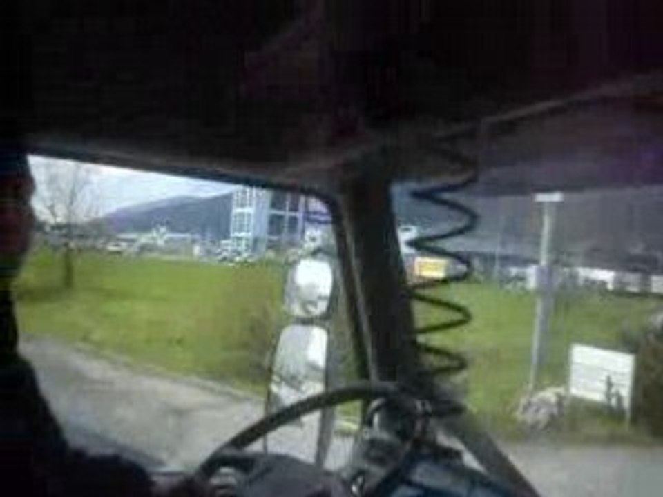 Nico conduit un 143 !!!