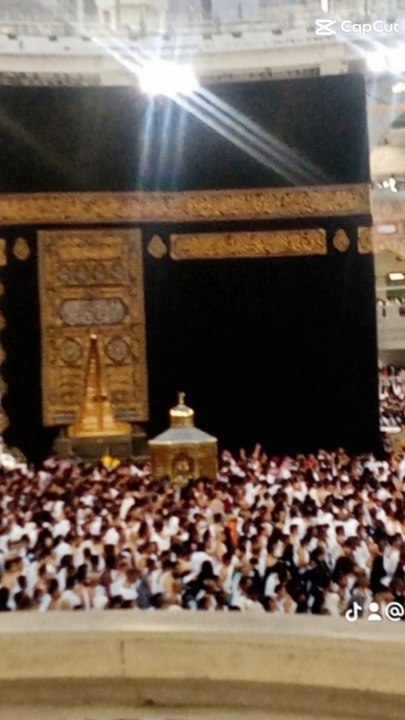 Karam mangta hun